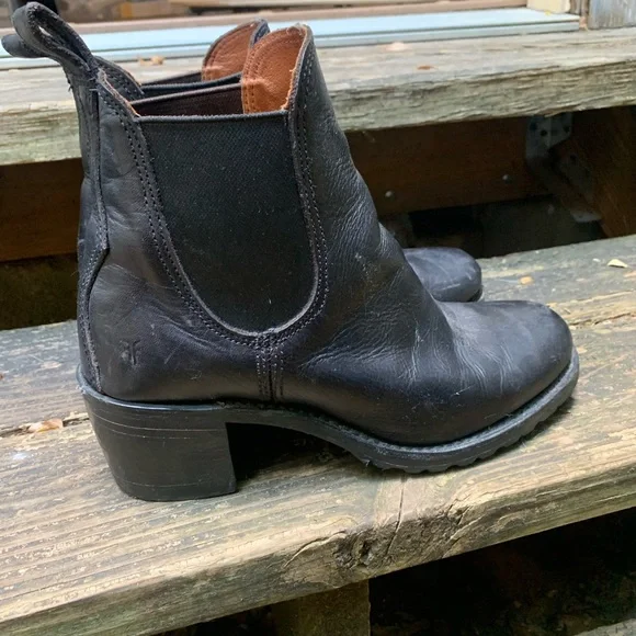 Black Frye boots, Size 10 women’s - Picture 5 of 5